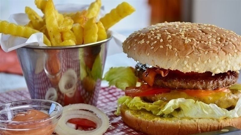 الوجبات السريعة خطر