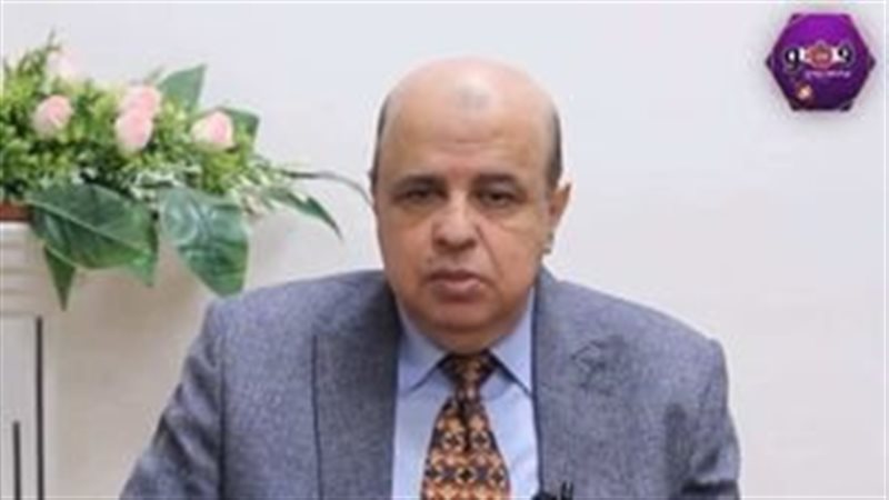 الدكتور خالد يونس،