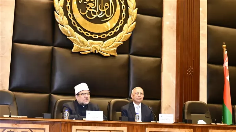 وزير الأوقاف الدكتور