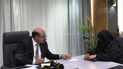 محافظ أسوان يحل مشكلات 20 مواطنا خلال لقاء جماهيري