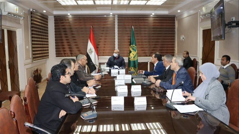 محافظ القليوبية خلال