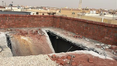 إزالة عدد من المخالفات بالقاهرة الجديدة 