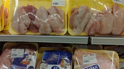 بعد ارتفاعها، أسعار الدواجن البرازيلية واللحوم السودانية داخل المجمعات الاستهلاكية 