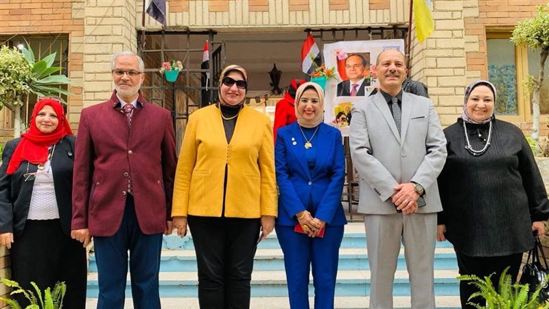 انتظام 70 ألف طالب