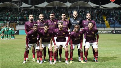 قندوسي وريان يقودان تشكيل سيراميكا أمام الإسماعيلي في الدوري الممتاز
