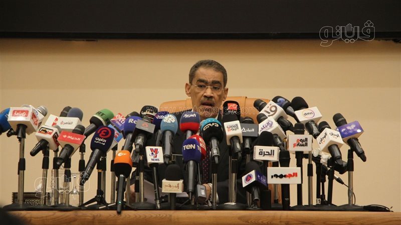 الكاتب ضياء رشوان
