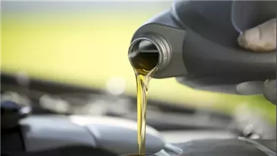 بعد تحريك أسعار الوقود، ما حقيقة ارتفاع زيوت السيارات؟
