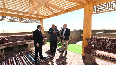 وزير الإسكان: وضعنا تصميم مجمع المصالح الحكومية بالوادى الجديد على غرار مباني العاصمة الإدارية