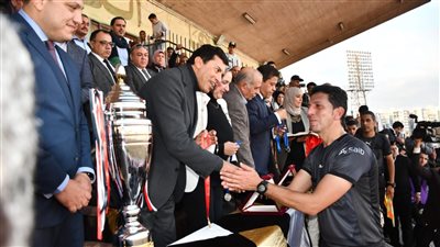 أشرف صبحي يكرم البرامون بعد التتويج بدوري مراكز الشباب بالدقهلية