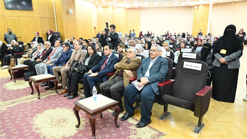 مؤتمر كلية الآداب