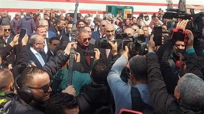 أولى لقطات جلسة مجلسي الأهلي والزمالك (فيديو)