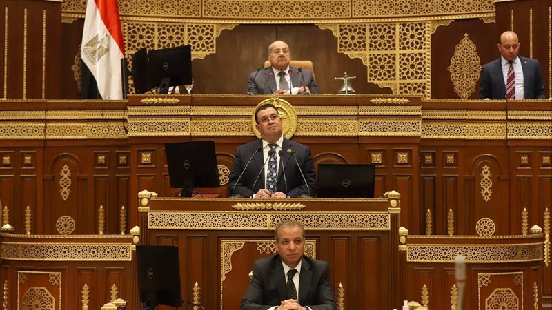 مناقشة تطوير قطاع