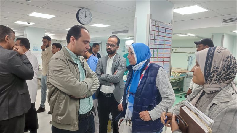 جولة وفد لجنة الصحة