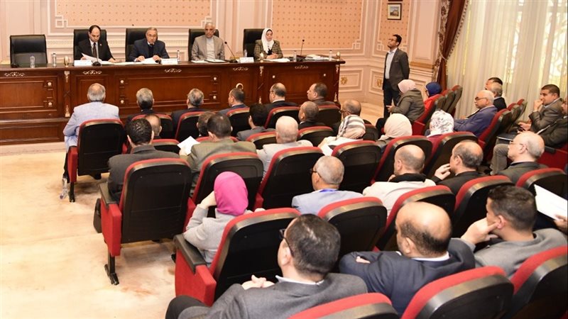 اجتماع لجنة الإدارة