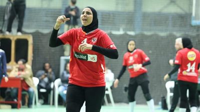  سيدات طائرة الأهلي يفزن على سبورتنج ويتأهلن لنصف نهائي كأس مصر