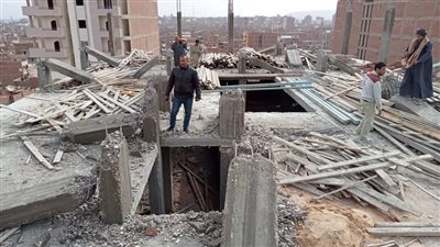 إزالة عدد من مخالفات البناء بالقاهرة الجديدة 