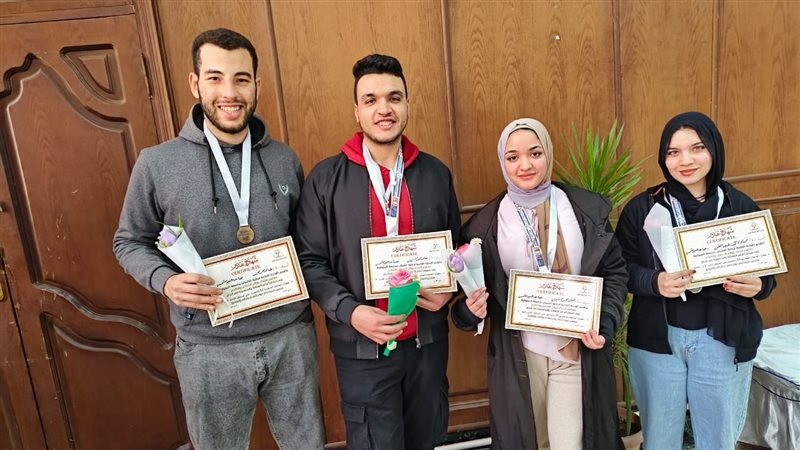 جامعة عين شمس، فيتو