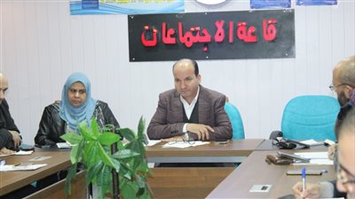 بعد رصده ملاحظات.. وكيل صحة القليوبية يمهل مديري الإدارات 48 ساعة لتحسين الخدمات
