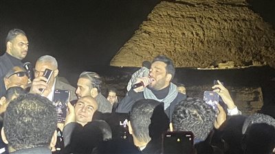 رامي جمال يتألق في حفل الصوت والضوء بـ ليالينا وقمر ومنور (فيديو وصور)