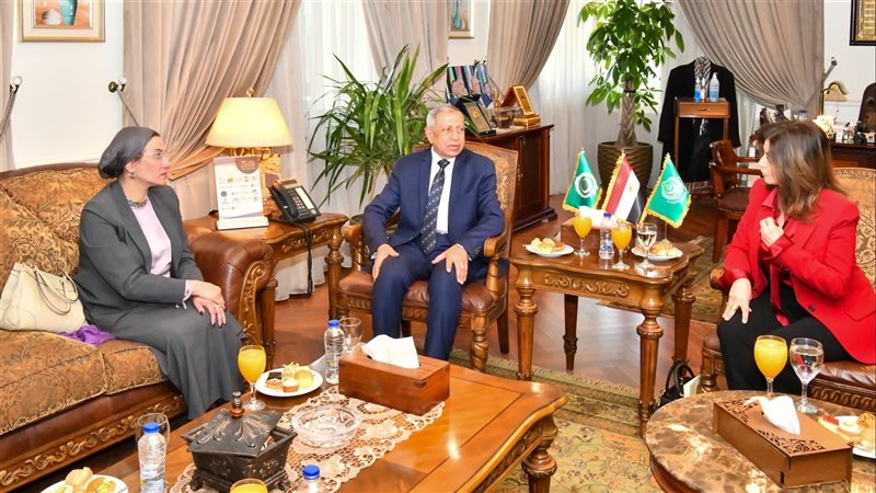 وزيرة البيئة والأميرة