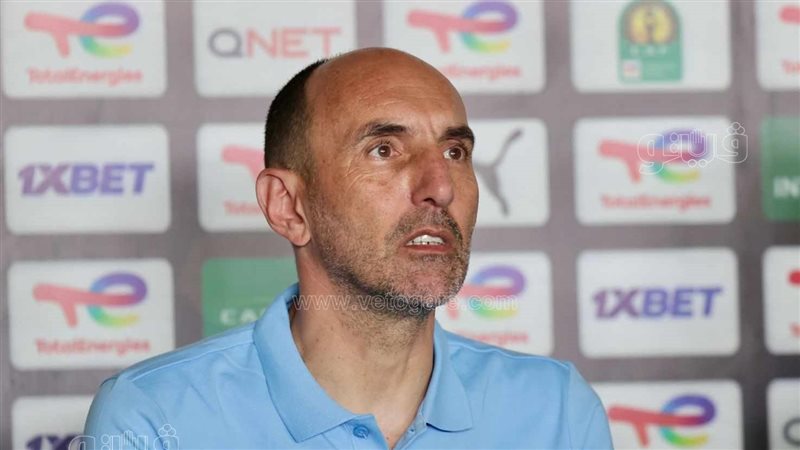 مدرب بيراميدز، فيتو