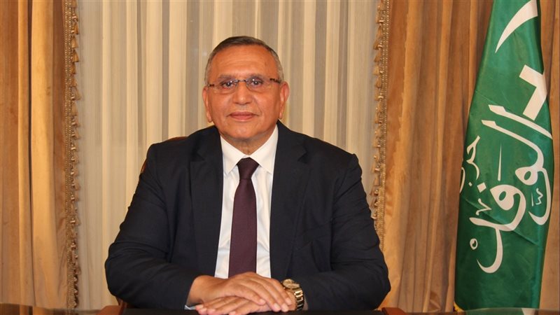 الدكتور عبد السند