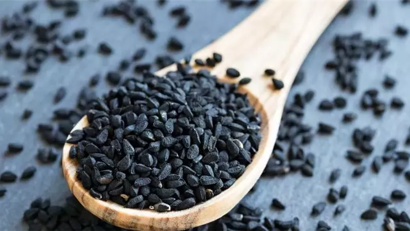 فوائد حبة البركة،
