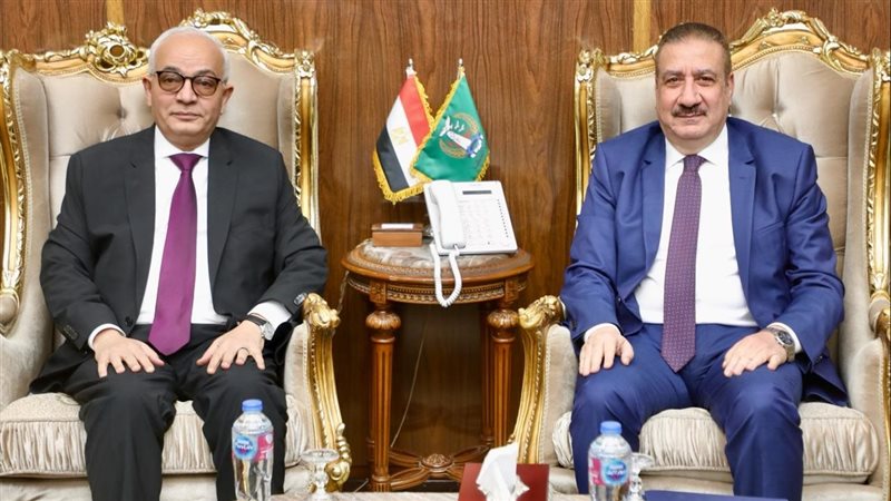 محافظ المنوفية ووزير