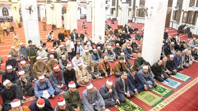 محافظة أسيوط تقيم الاحتفال بليلة النصف من شعبان بمسجد البقلي (صور) 