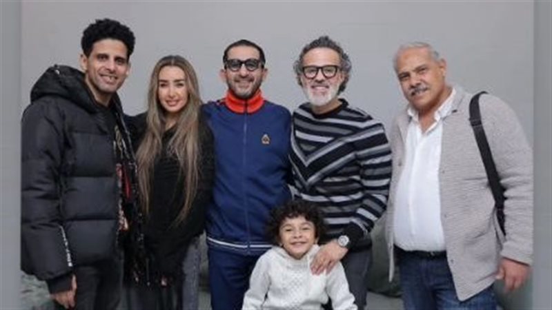 أبطال مسرحية تييت،