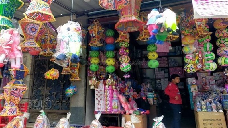  فوانيس رمضان تملأ