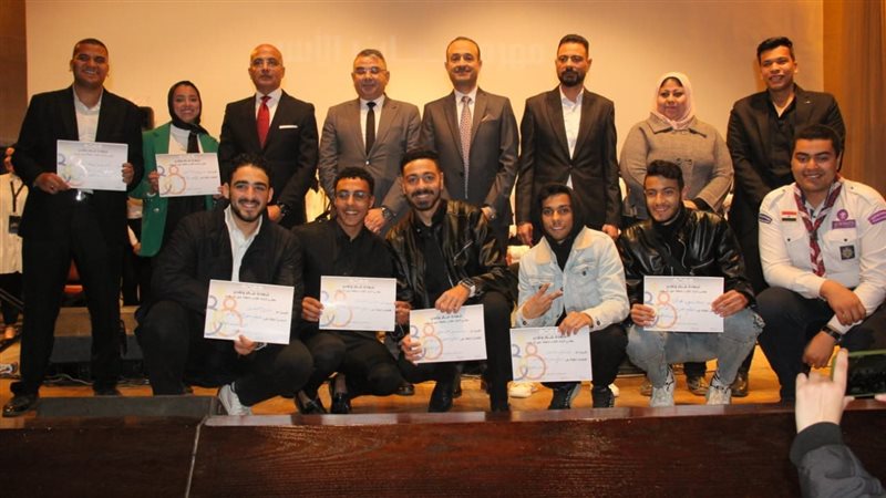 جامعة عين شمس، فيتو