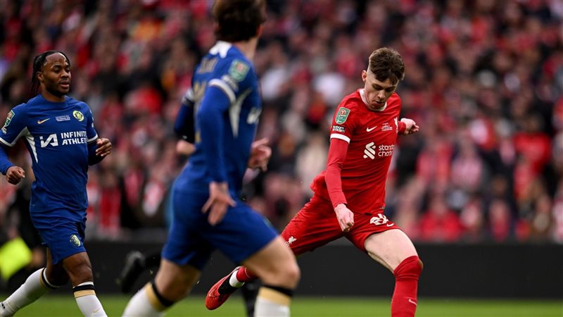 ليفربول وتشيلسي،