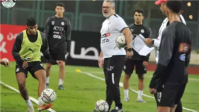 استدعاء اللاعبين المحترفين لمعسكر المنتخب الأولمبي في مارس