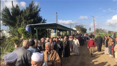 جنازة شعبية للشاعر الراحل بخيت بيومي بمسقط رأسه بالدقهلية (صور) 