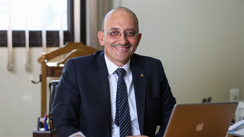 علاء فكرى 