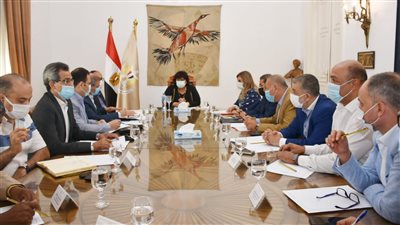 وزيرة الثقافة تتابع الترتيبات النهائية لمهرجان الموسيقى العربية الـ30