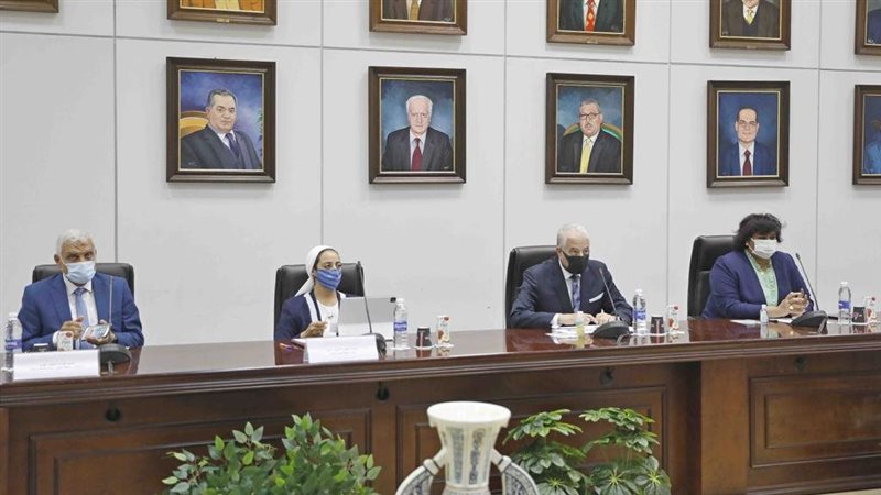 اجتماع وزيرا السياحة