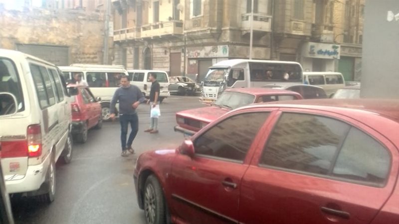 سقوط أمطار خفيفة