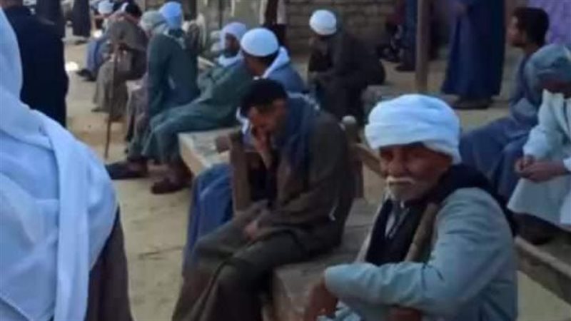 الاهالى في انتظار