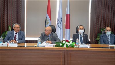 نشرة أخبار الإسكندرية| لجنة لتنظيم قبول الطلاب الوافدين بالدراسات العليا