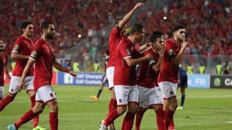 لاعبو الأهلي