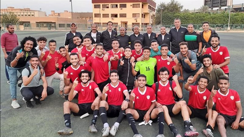 الجيش يتصدر دوري
