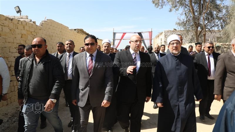افتتاح سوق السيارات