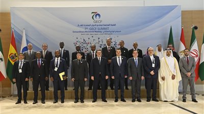 وزير البترول يلقي كلمة غدا أمام قمة رؤساء الدول المصدرة للغاز