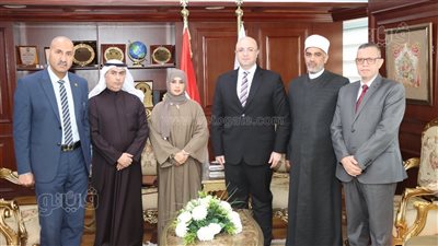 محافظ بني سويف يستقبل سفير الكويت بمناسبة افتتاح مسجد عزبة أبو النور
