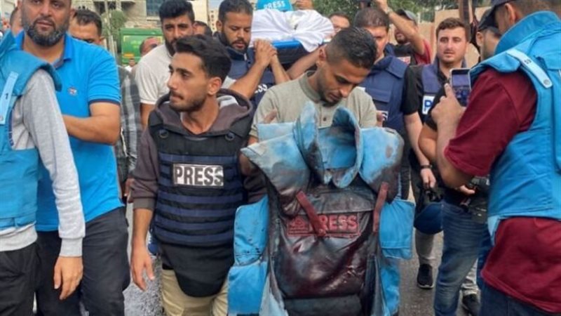 سترة أحد الشهداء