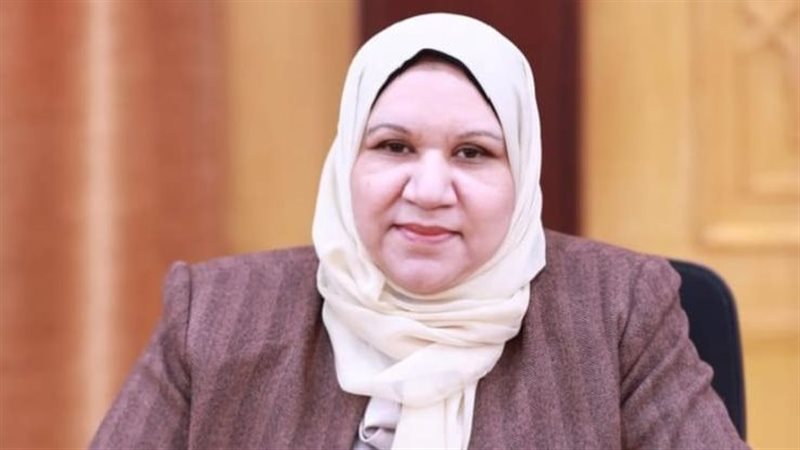 د منال الخولي عميدة
