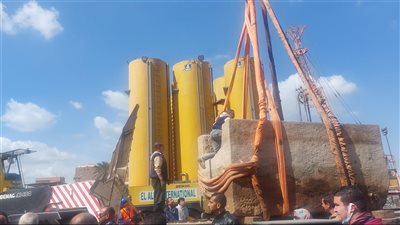 عمرها حوالى 2700 عام.. تفاصيل اكتشاف مقبرة أثرية داخل مشروع مستشفى بنها (بث مباشر)