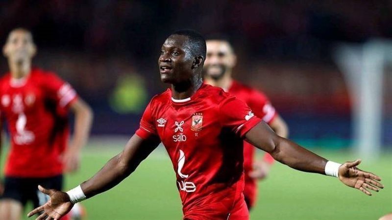 أليو ديانج لاعب الأهلي،